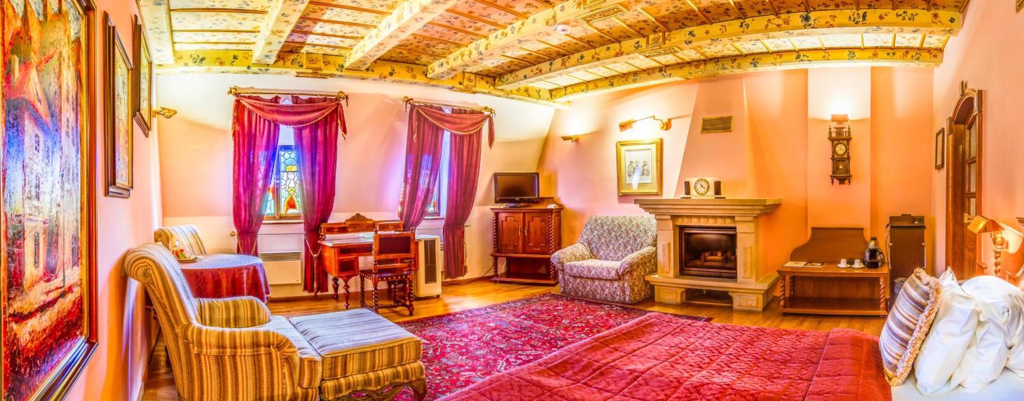 Junior Suite with Fireplace,700268092:JPEG